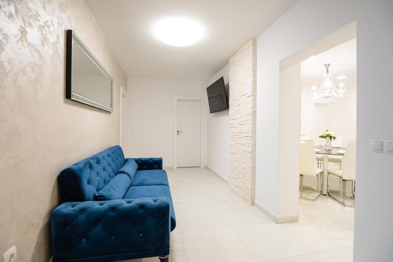 Apartman Laura Vir Eksteriør bilde