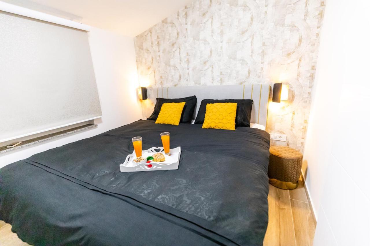 Apartman Laura Vir Eksteriør bilde